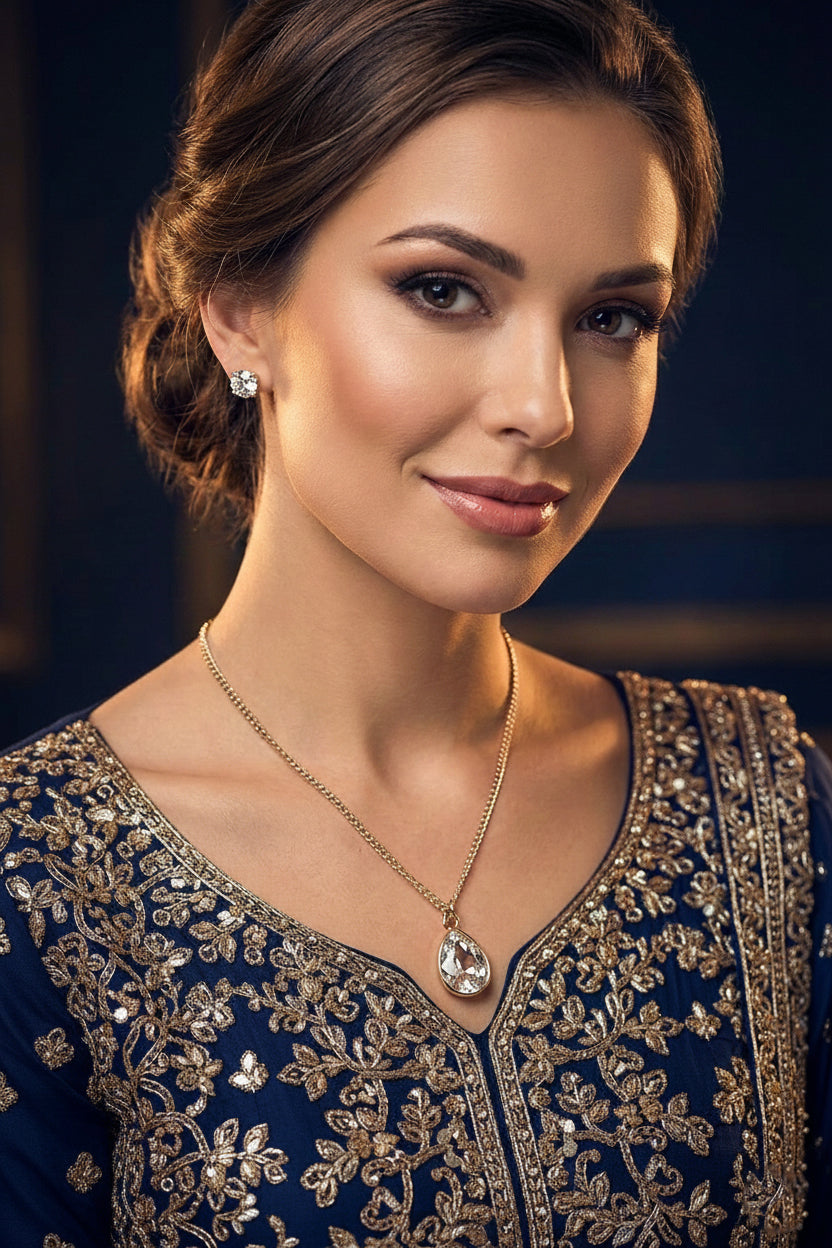 Pendant Necklace With A Fancy Gift Box